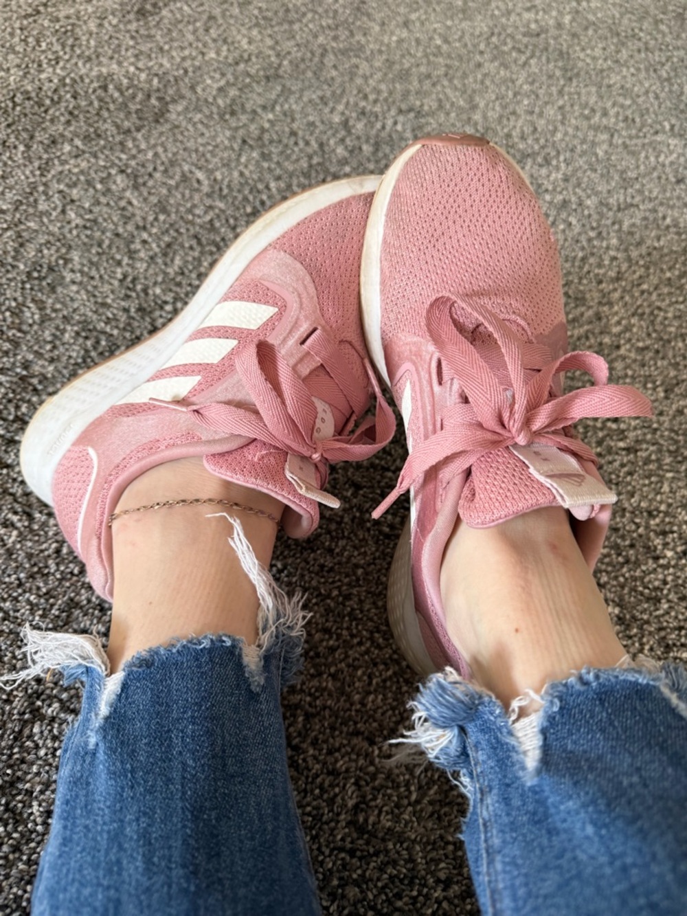 Well Worn Womens Pink Adidas Smelly